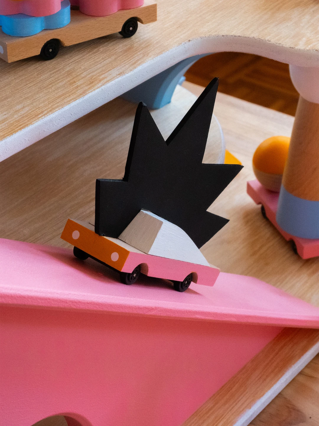 MaisonTangible_Portfolio_2026_CandyLabToys_03