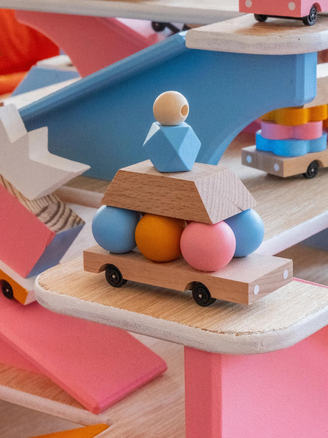 MaisonTangible_Portfolio_2026_CandyLabToys_04-1