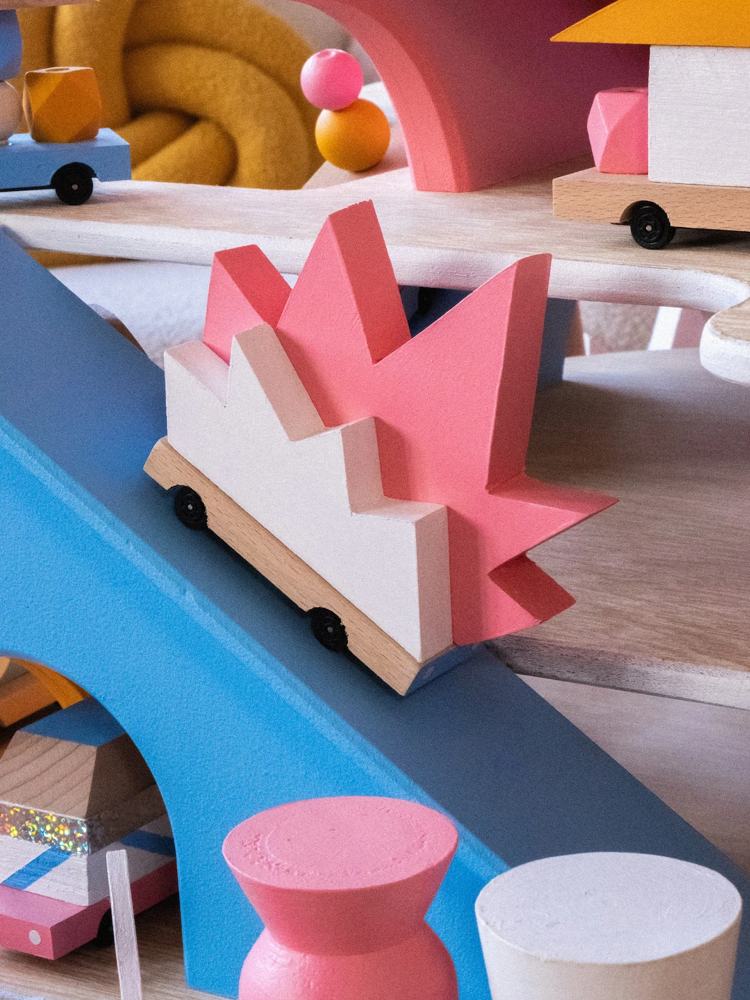 MaisonTangible_Portfolio_2026_CandyLabToys_08