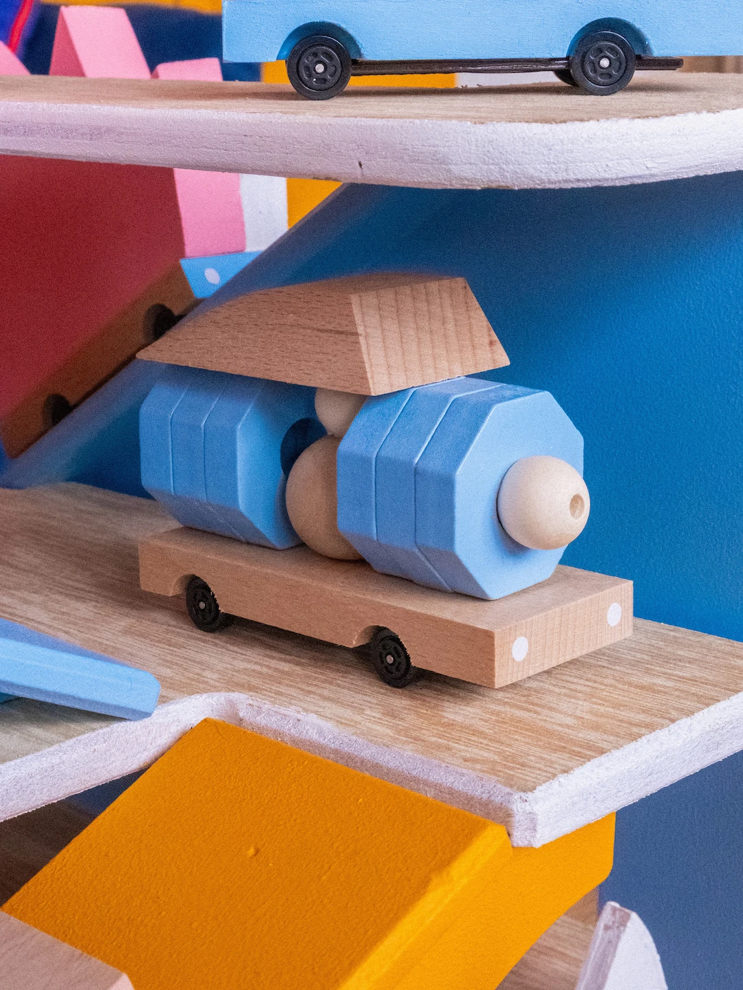 MaisonTangible_Portfolio_2026_CandyLabToys_09