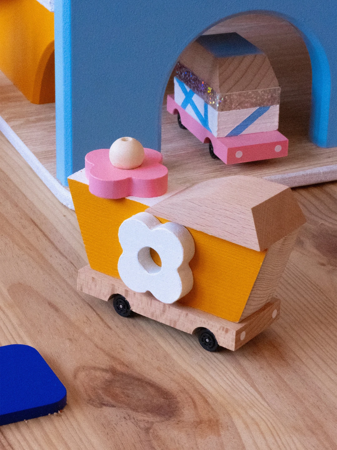 MaisonTangible_Portfolio_2026_CandyLabToys_12-1