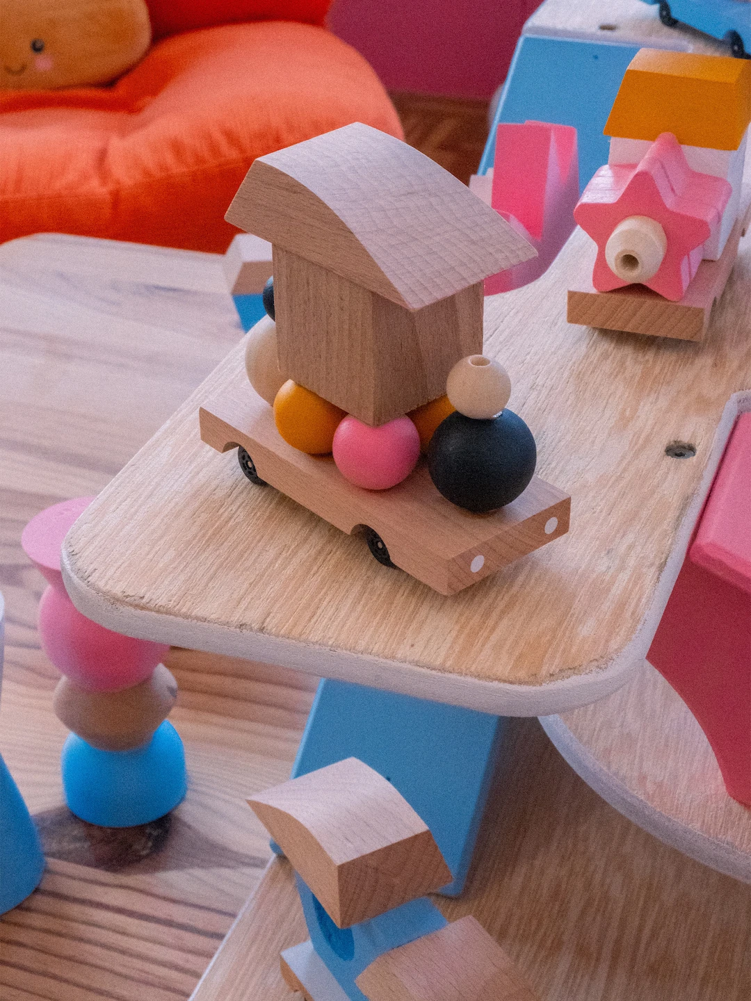 MaisonTangible_Portfolio_2026_CandyLabToys_15